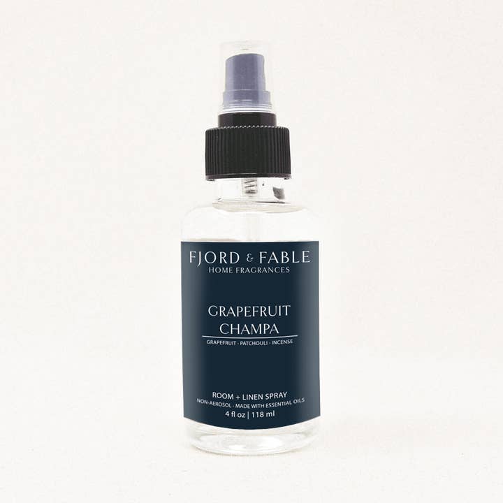 Spray pour chambre et linge au pamplemousse et champa pour la vente par FJORD & FABLE