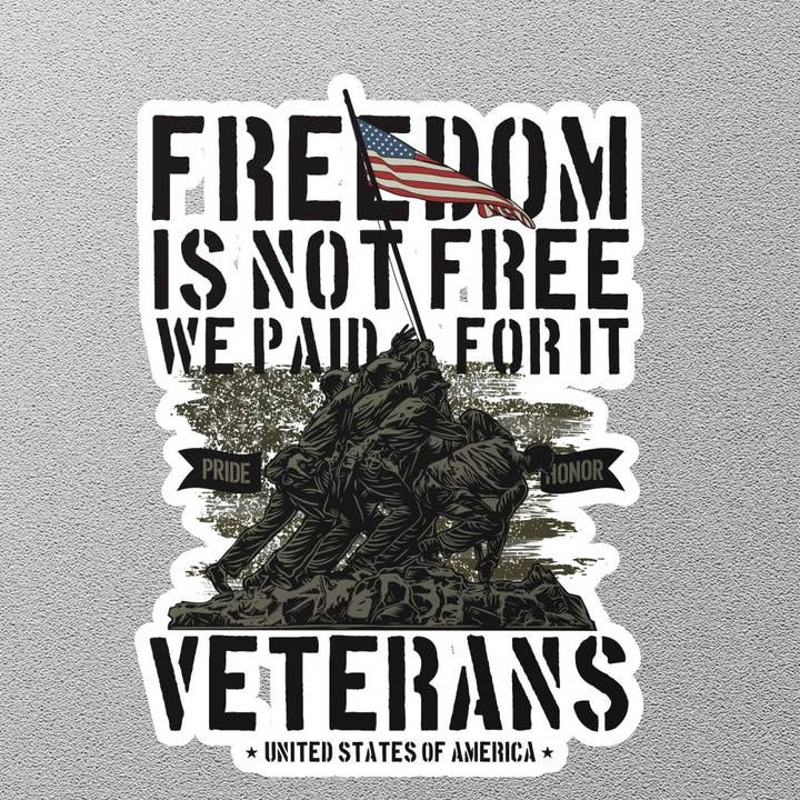 Pegatina La libertad no es gratis, pagamos por ella, Veteran USA para venta al por mayor de GraffMerch.com