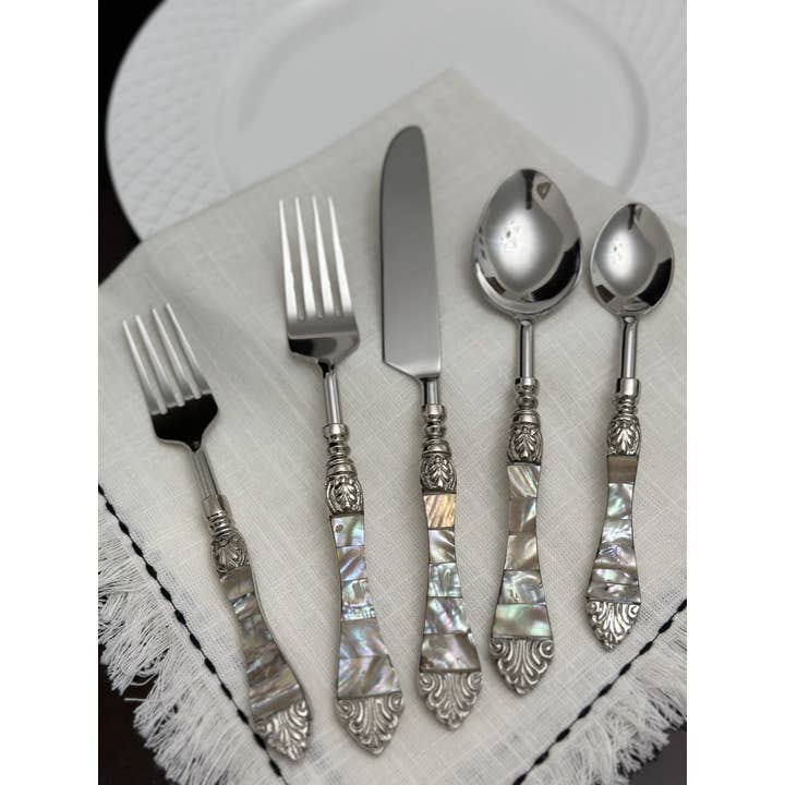 Ensemble de 20 couverts en acier inoxydable avec poignée Seap pour la vente par Vibhsa