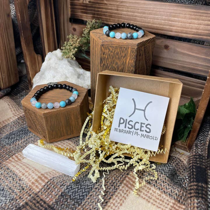 Pisces Horoscope Crystal Bracelets | Crystal Gifts | Healing Crystals | Jewelry | Gemstone Jewelry | Zodiac Bracelets | Star Sign Sun Sign for wholesale by PetrichorKC