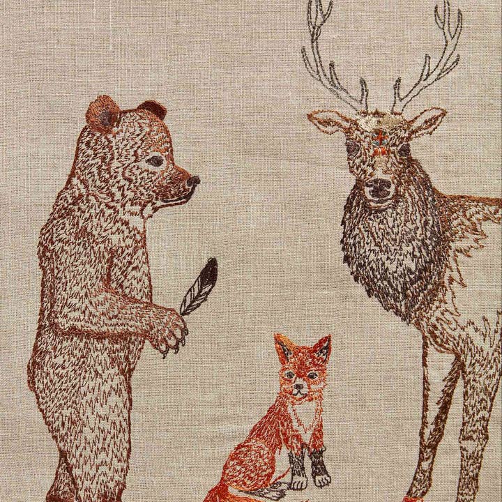 Coral & Tusk - Wholesale Table Runner - Homecoming Table Runner2