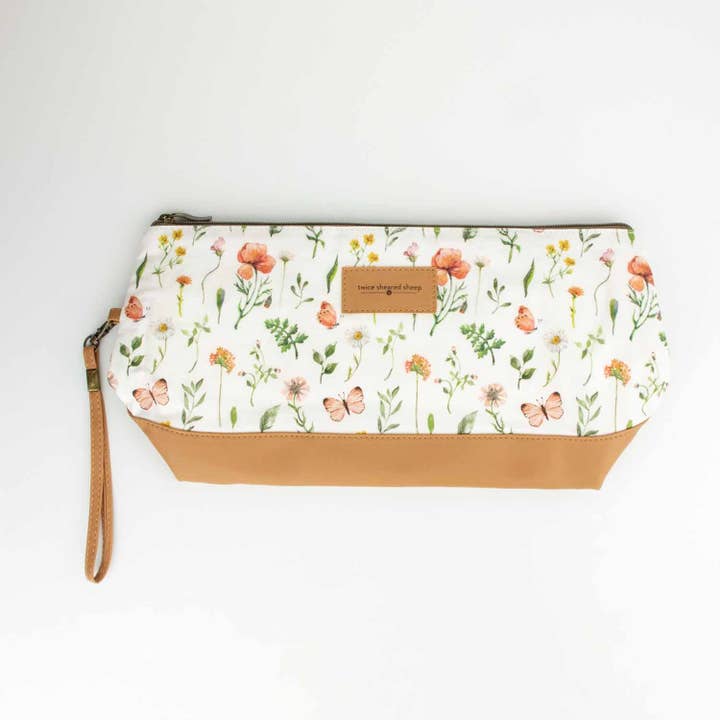 Twice Sheared Sheep - Wholesale Knitting/Crochet Supplies - Mountain Meadow Trinity Bag – Medium Zippered Knitting Project Bag4