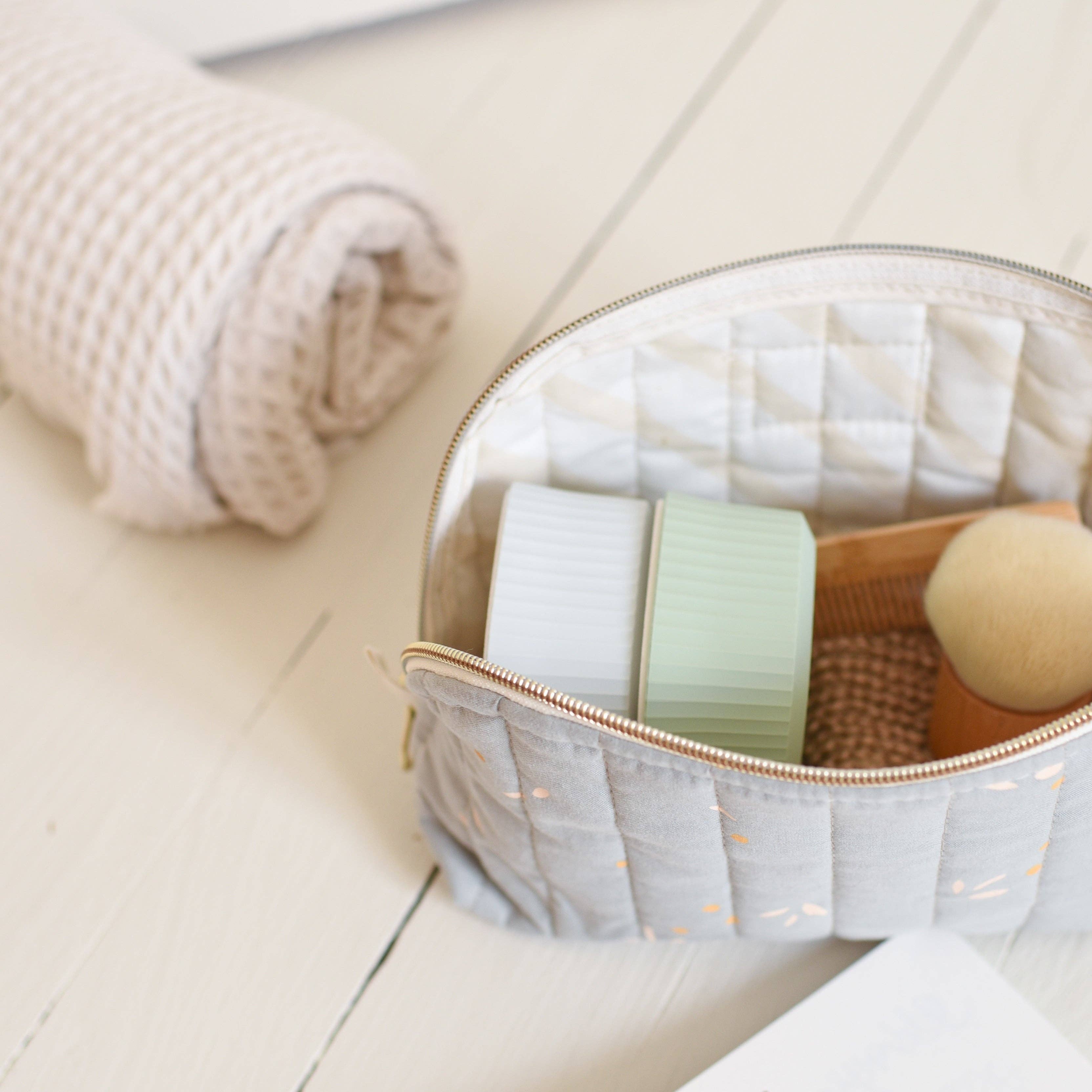 MAMIK - Wholesale Zeep in tasje/zakje - Zeepdoos SCHUIMDOOS - lindegroen3