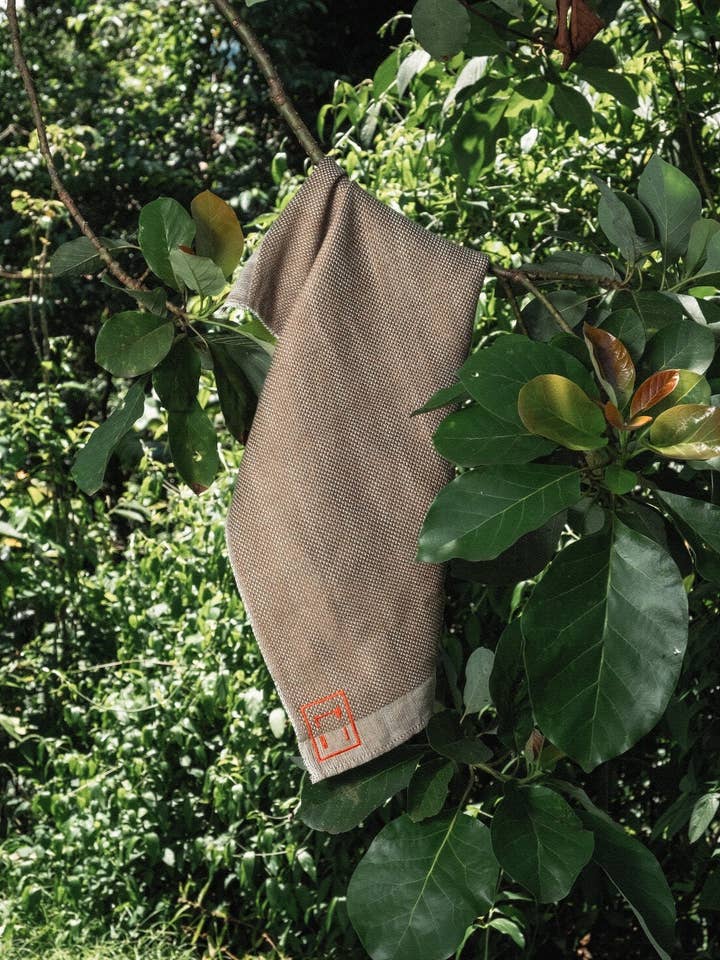 Cotton Handwoven Waffle-weave Face Cloth (OLIVE) for wholesale by Fouta Harissa