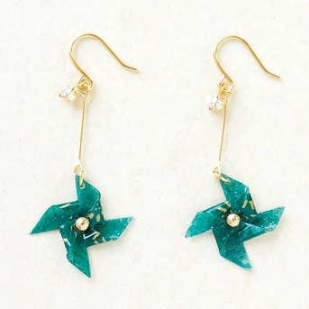 Pierced earrings with Origami Windmill for wholesale by MY Lifestyle Japan