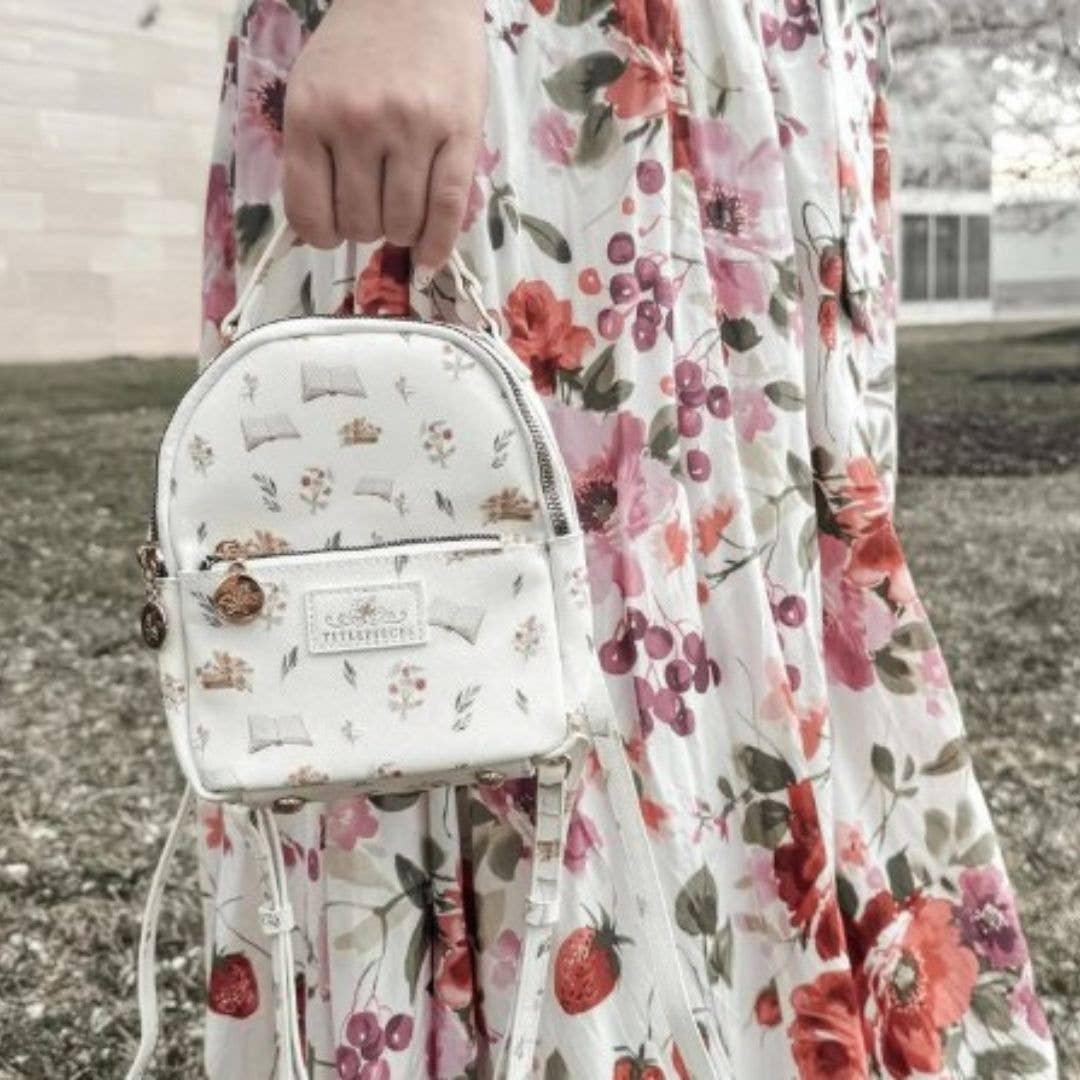 TitlePieces - Wholesale Backpack – Women's - Bookish Mini Backpacks5