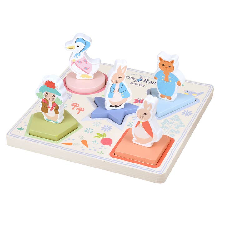 NEW Peter Rabbit™ 3D Shape Puzzle for wholesale by Orange Tree Toys