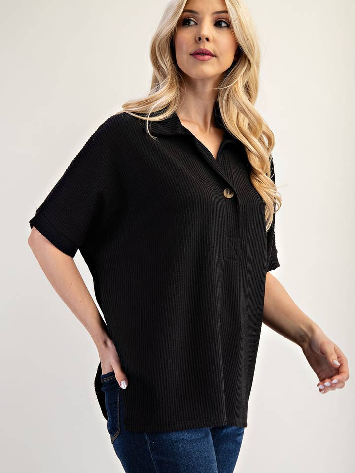 Celeste Clothing - Vendita all'ingrosso Top in maglia - Donna - TOP A COSTE TAGLIA FORTE CON COLLETTO E MANICHE CORTE - CT2391337