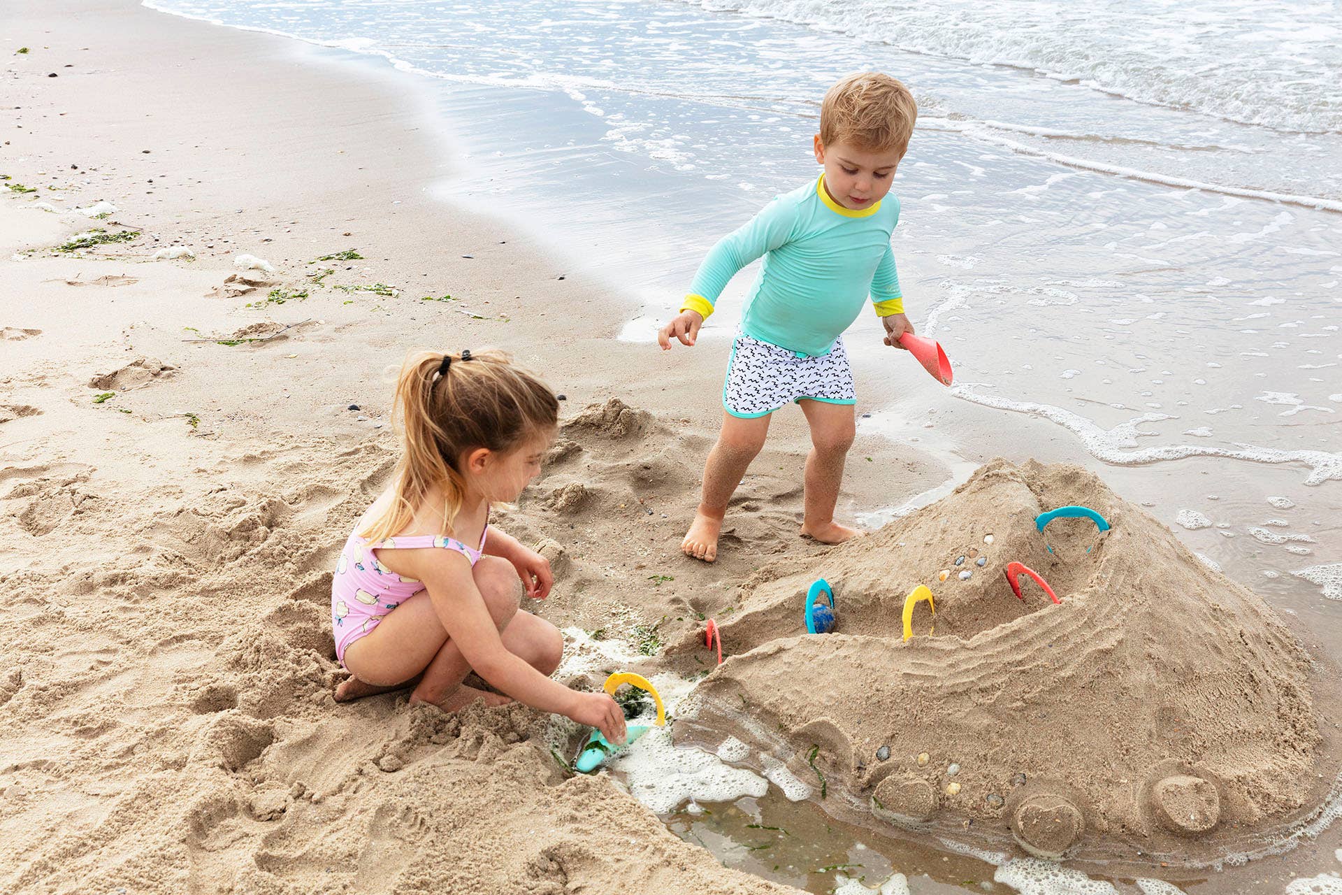 Quut Toys - Wholesale Beach/Pool Toy - Kids & Baby - Quut Beach Set -  Triplet, Ringo and a Magic Sand Shaper9