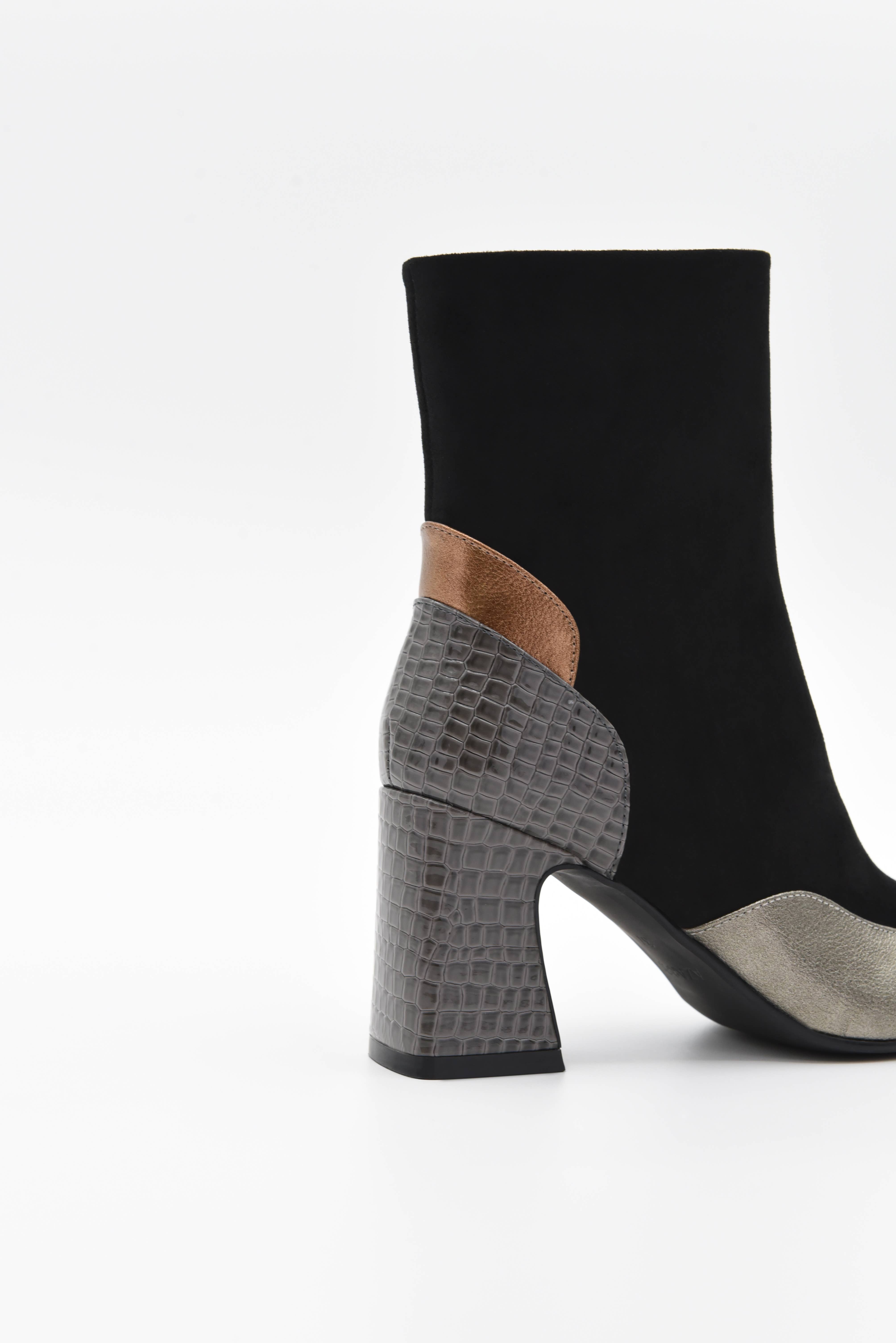 BLACK Ankle boot with metallic toe and block heel 578K611 for wholesale on Faire4