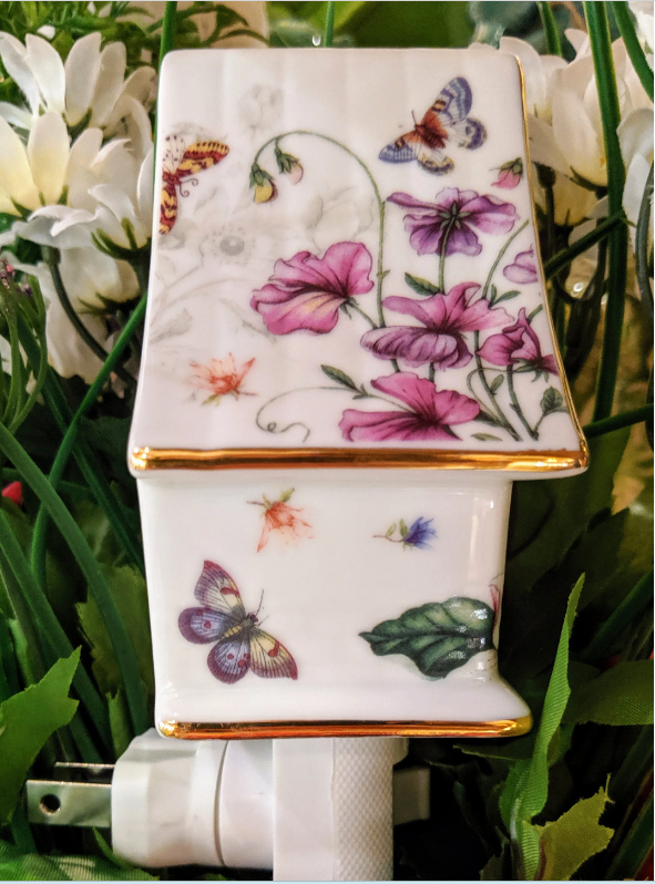 Green Pastures Wholesale - Wholesale Night Light - Night Lights - Porcelain Hummingbird 2