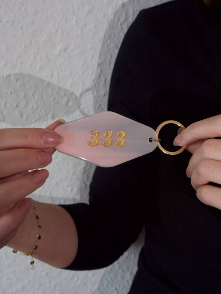Llavero «número ángel 333» para venta al por mayor de DAI XO