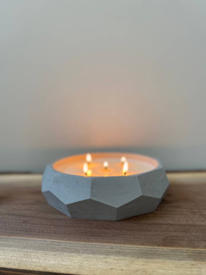 Concrete 7-væget skålformet stearinlys for engroshandel hos Maven Creations