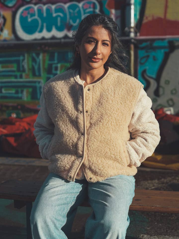 Bodywarmer matelassé - Nova Latte pour la vente par We Are Wovens