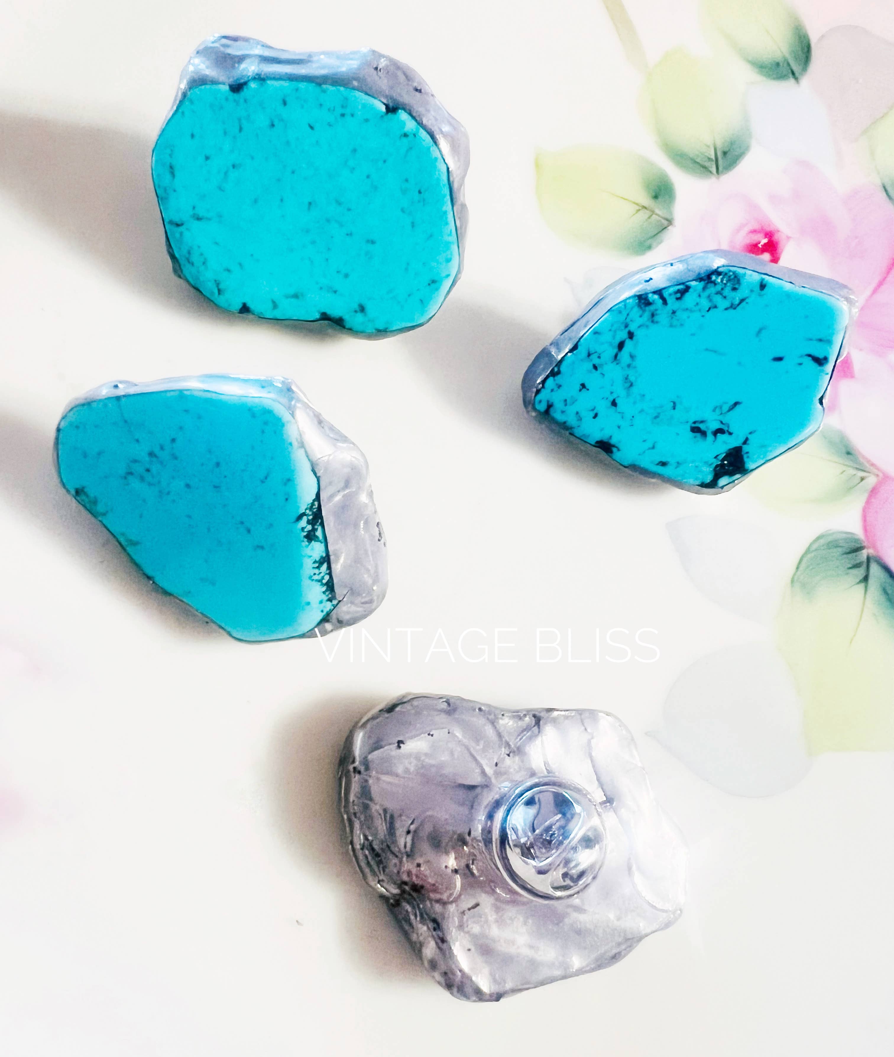 Vintage Bliss - Wholesale Brooch - Turquoise Color Soldered Western Hat Pin medium1