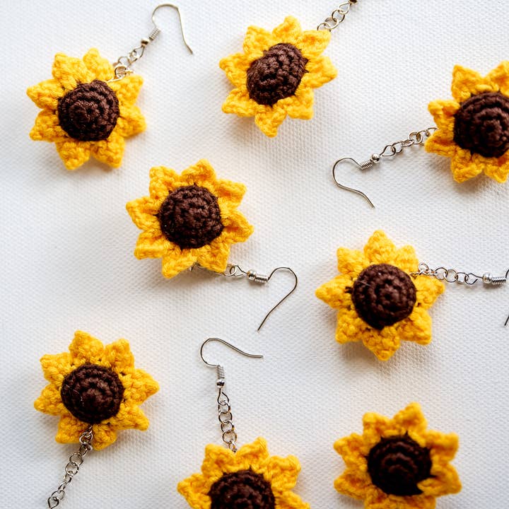 Boucles d'oreilles tournesol pour la vente par Hemsin Atelier