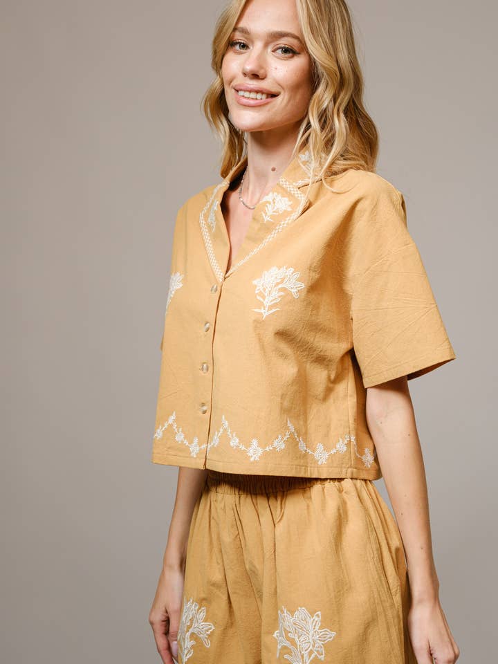 94380SET - Ensemble Chemisier Court Brodé en Coton pour la vente par Blue B