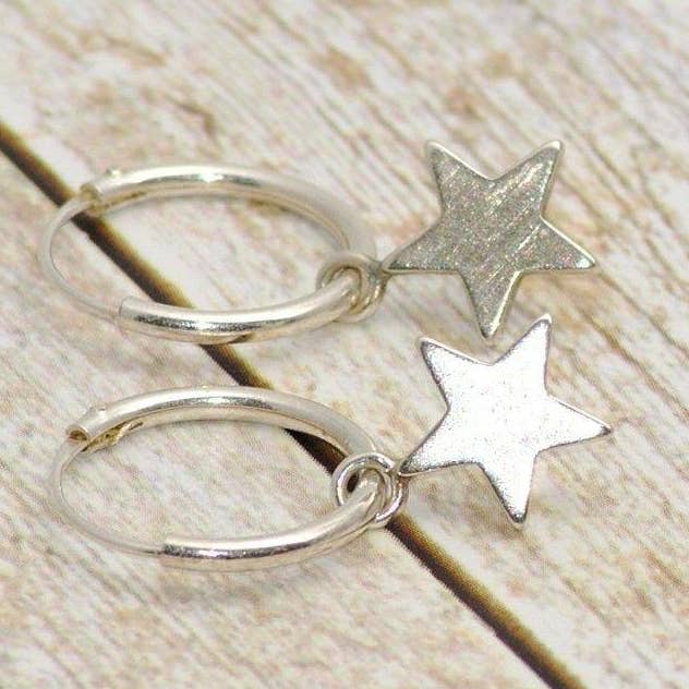 Sterling Silver Star Hoop örhängen för wholesale av Sophellie Jewellery