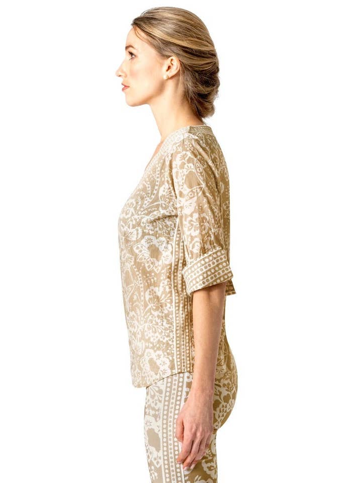 Gretchen Scott LLC - Wholesale Blouse - Women's - Let It Flow Top - Flora12