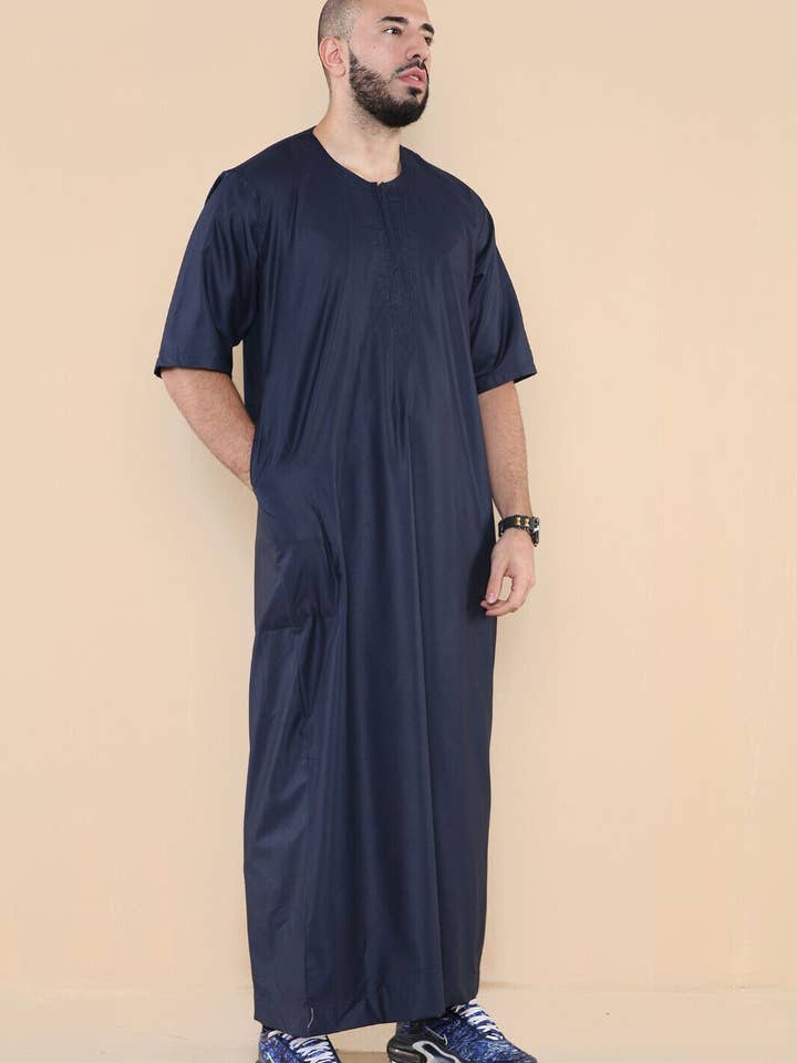 Infinity Leather (Upperclass Fashions Ltd) - Vente Peignoir – homme - Thobe pour homme islamique marocain et saoudien avec fermeture éclair – Robe kaftan arabe23