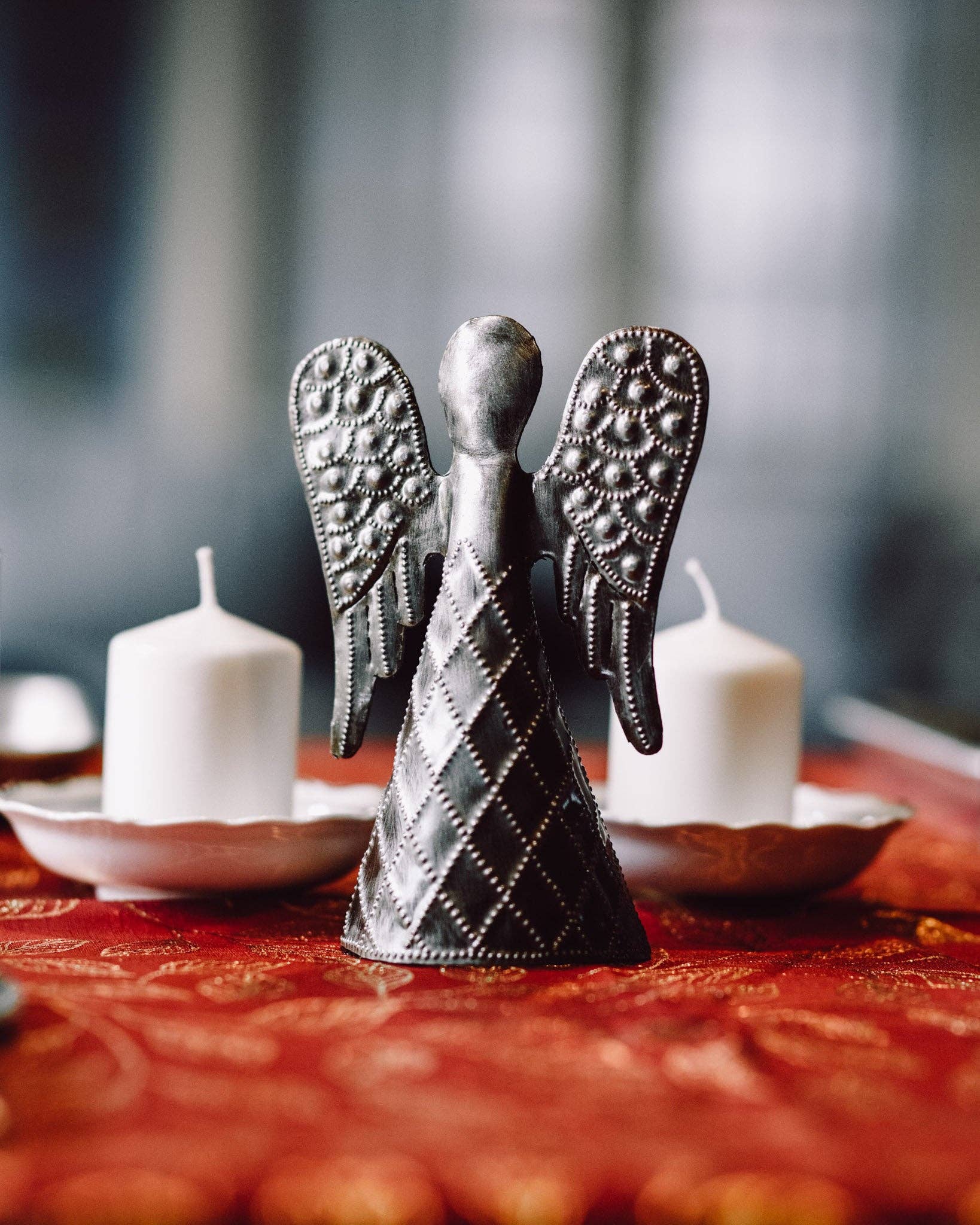 Beyond Borders - Wholesale Decorative Figurine - Medium Standing Angel Metal Art2