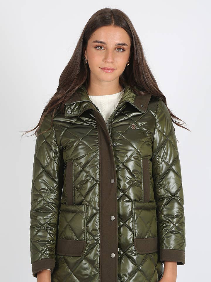 Parka kaki pour la vente par Solera