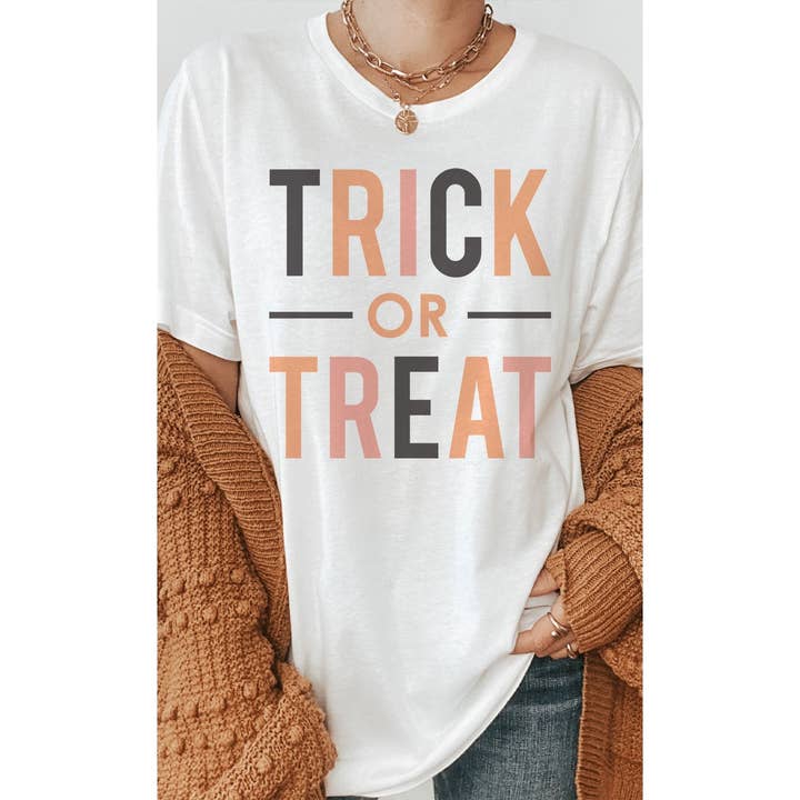 Süßes oder Saures Graphic Tee PLUS für den Großhandel von Kissed Apparel