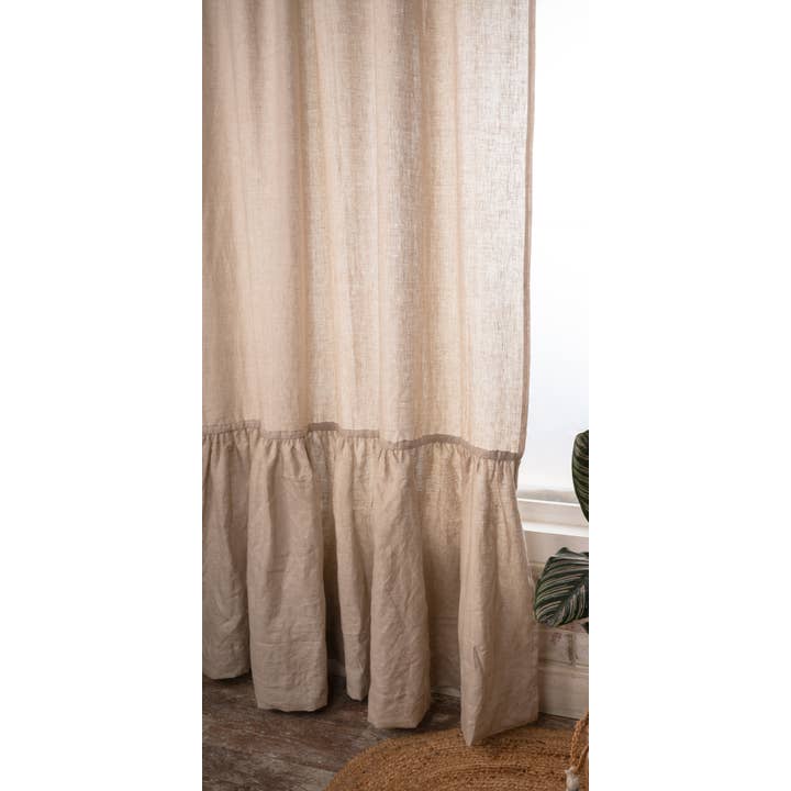 D'Moksha – wholesale Gardin – Naturlig linnetygsgardin med volang | 1 panel2