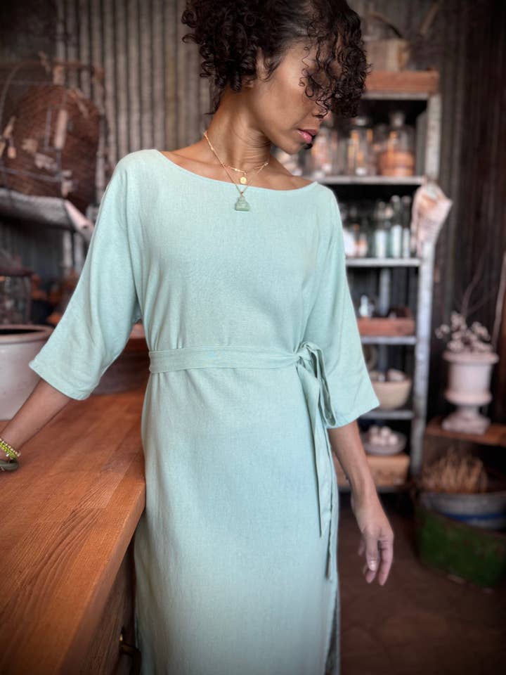 Robe tunique Dotty en vert d'eau pour la vente par The Parlour Handmade
