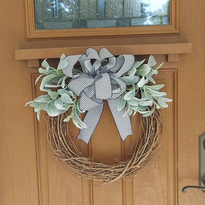 An Array of Wreaths, LLC - Venta al por mayor Corona - Corona de vid con orejas de cordero de todos los días