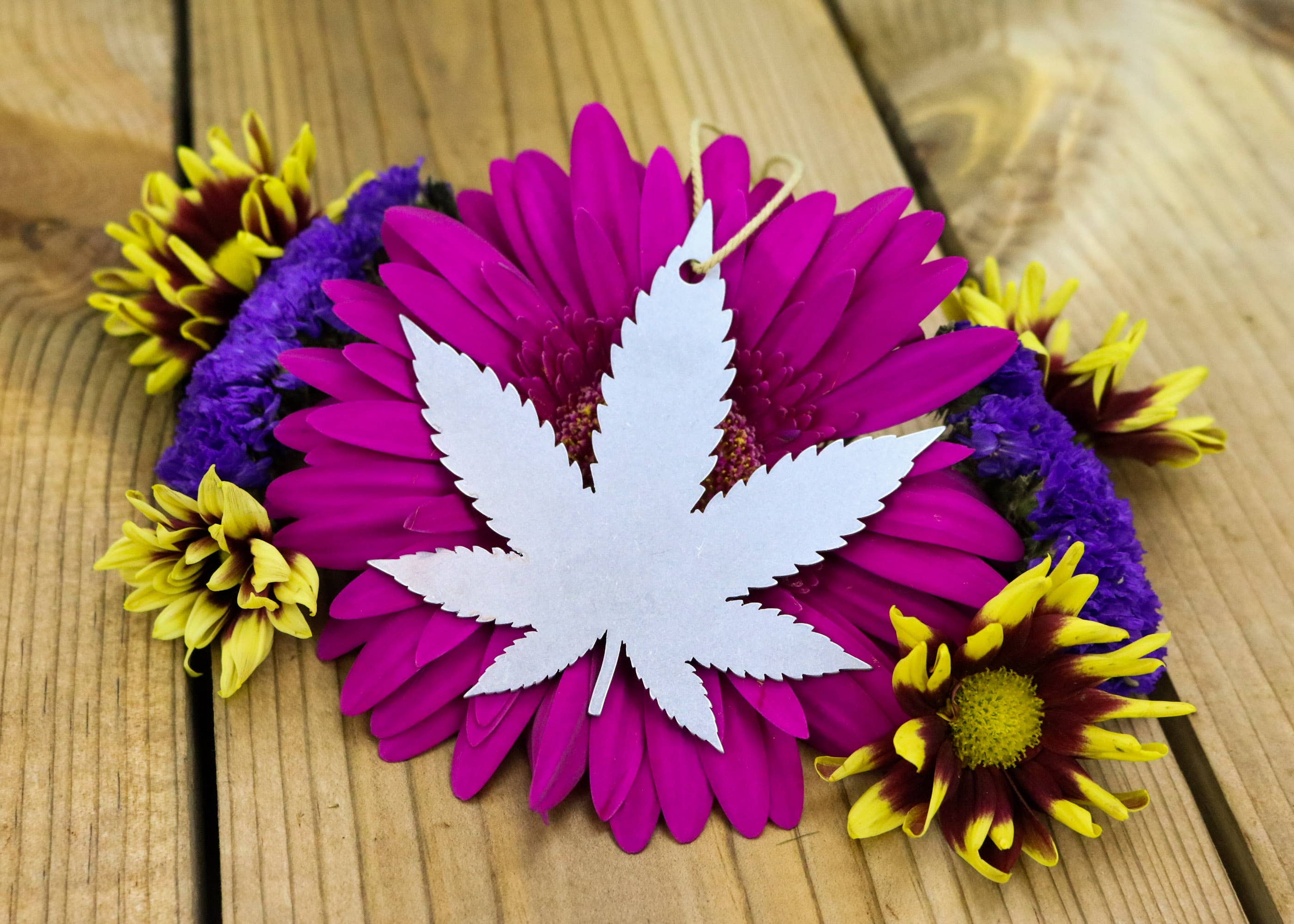 Iron Maid Art - Wholesale Ornament - Weed CBD Cannabis Metal Holiday Gift Christmas Ornaments 6