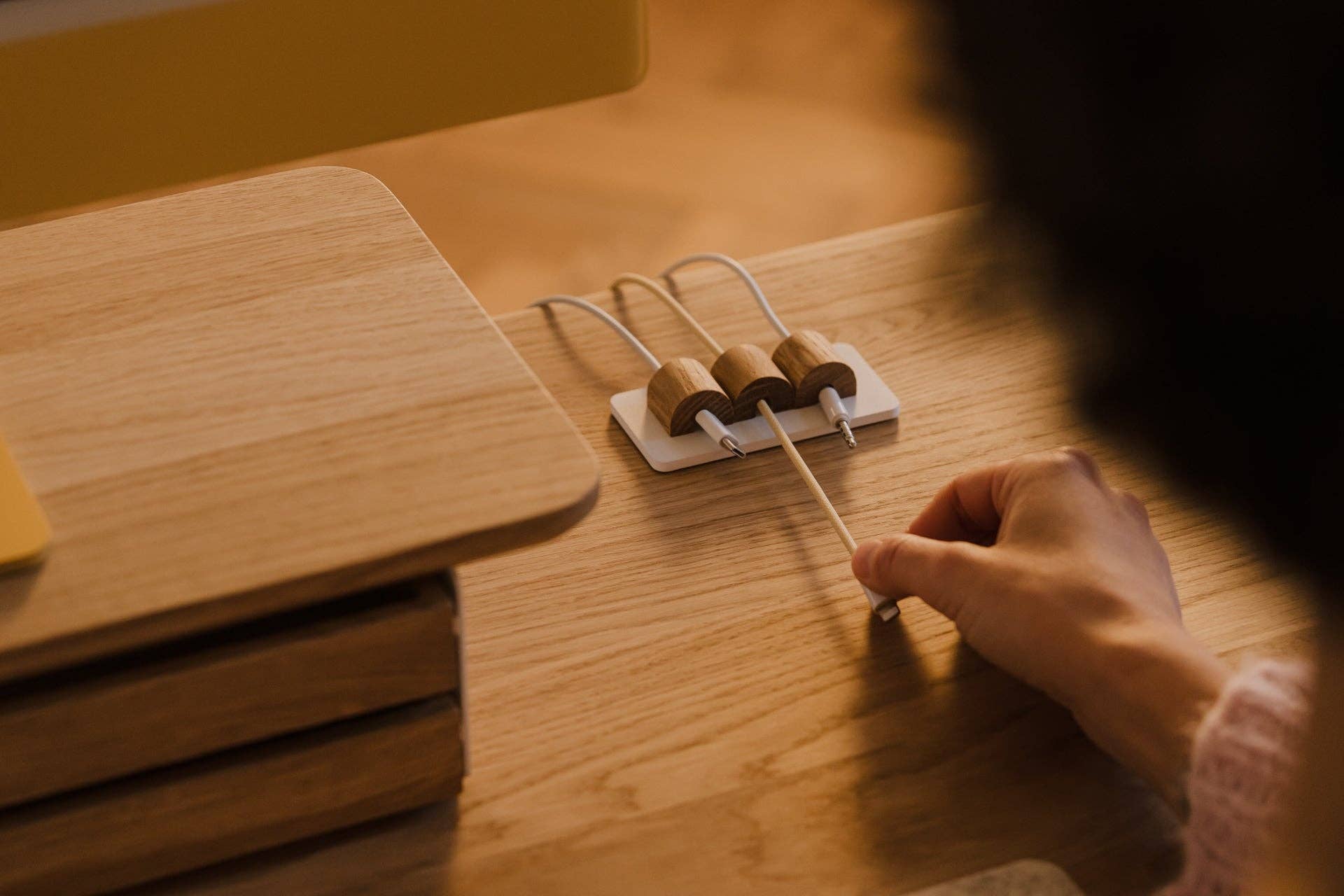 Oakywood - Wholesale Cord Holder - Magnetic Cable Organizer – Premium Wooden Cord Management1