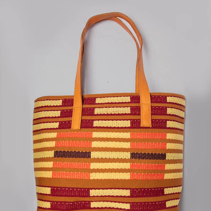 Awamaki - Wholesale Tote Bag - Women's - Woven Zip Tote1
