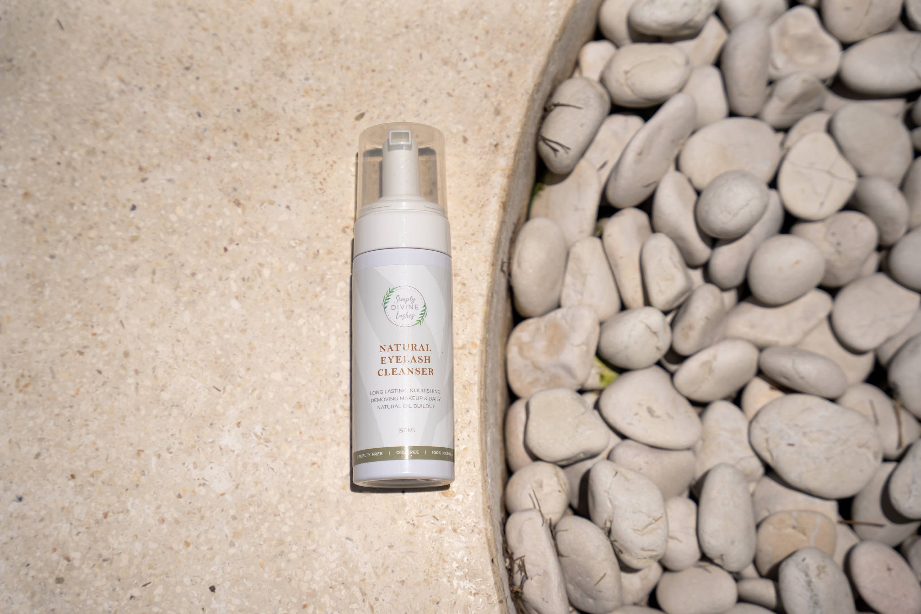 Simply Divine Lashes - Wholesale Eyelash/brow serum - Organic Eyelash Cleanser6