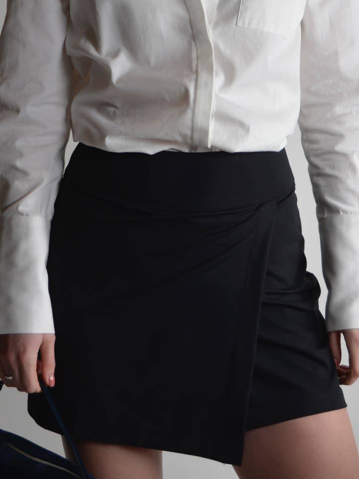 THE JANE SKIRT NOIR for wholesale by The Garde