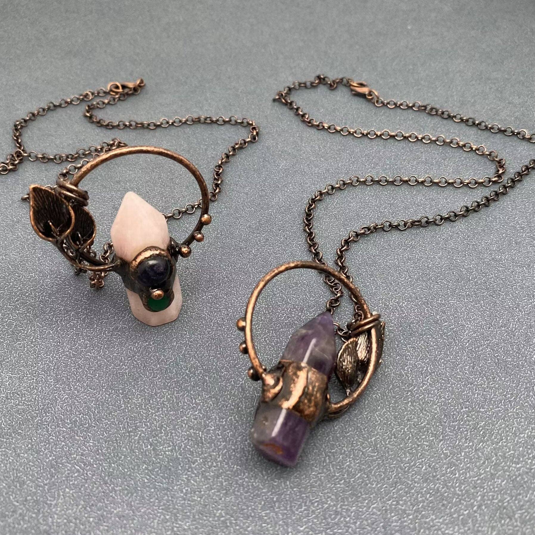 Mio Queena - Wholesale Spiritual Stone/Crystal - CS - Natural Stone Hexagonal Column Crystal Charm Necklace3