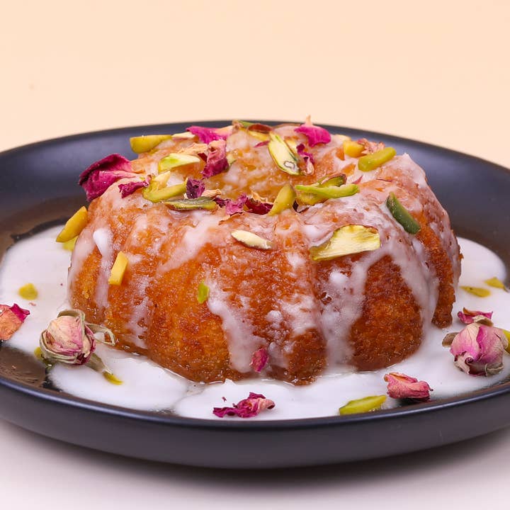 Gør-det-selv kagekit - Gulab Jamun kage for engroshandel hos Aunty Misri DIY Baking Kits