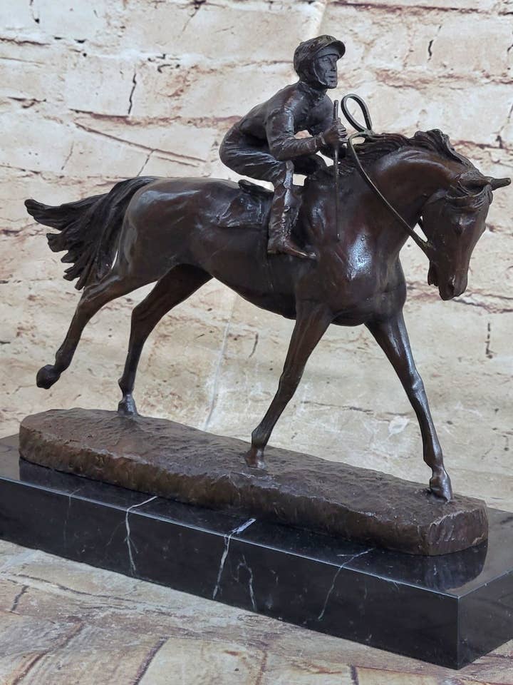 Sculpture artistique en bronze faite à la main Jockey Horse Racing Kentucky Derby Statue pour la vente par Bronzhaus