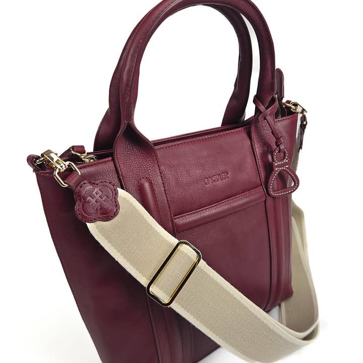 SADDLER – wholesale Top handle bag – women's – "Patricia" Leather Handbag for Women by Saddler – Stylish, Versatile & Practical Design5