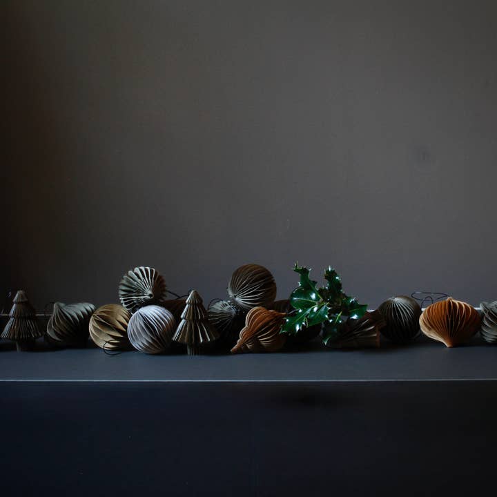 Nordstjerne - Wholesale Ornament - SUSTAIN folded ornament, macchiato scoop2