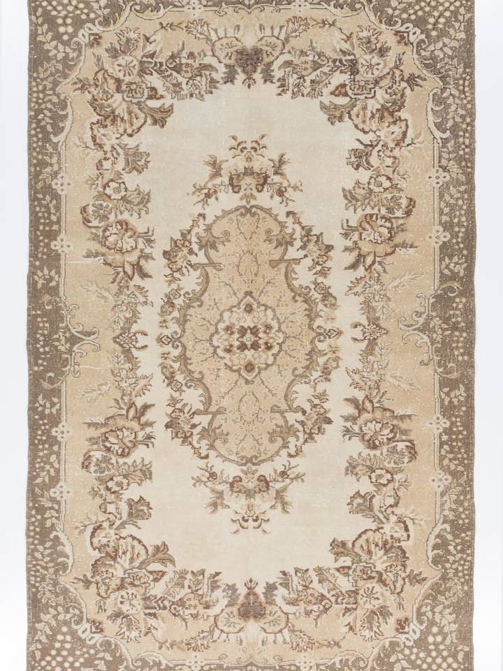 6.6x10.7 Ft handgjord turkisk matta med medaljongdesign för wholesale av Rug Specialist LLC.