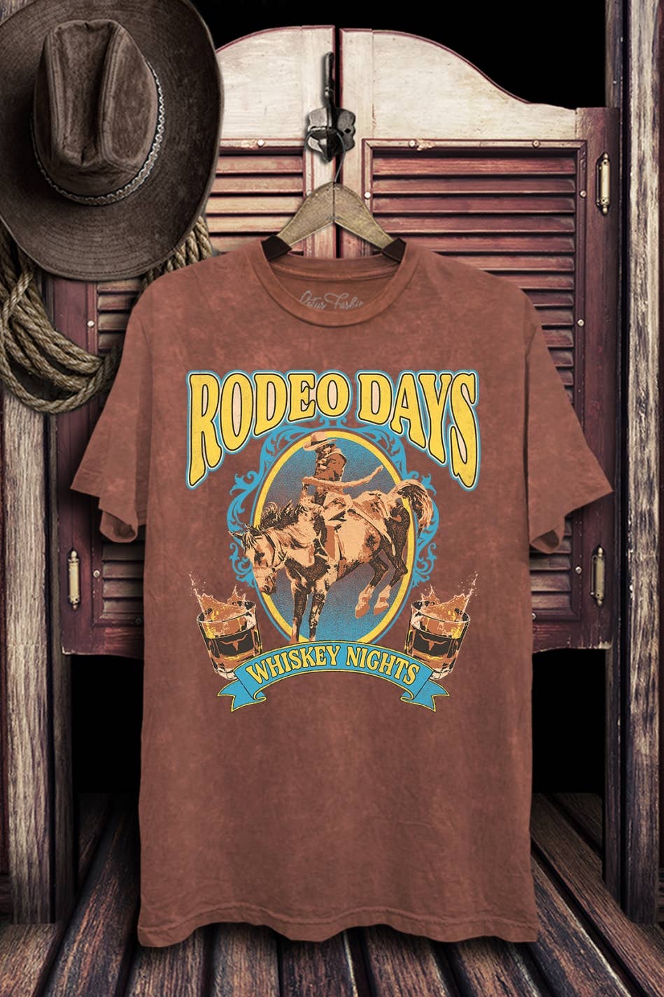 Lotus Fashion Collection - Venta al por mayor Camiseta estampada - Mujer - Camiseta estampada Rodeo Days Whiskey Nights7