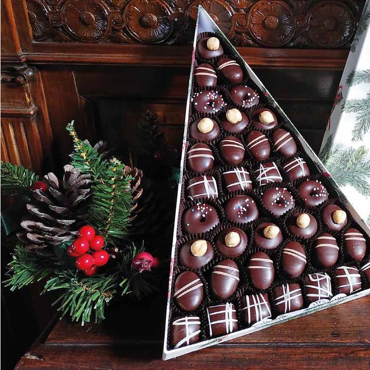 Pralines - Tree shaped box for wholesale by I Peccatucci di Mamma Andrea