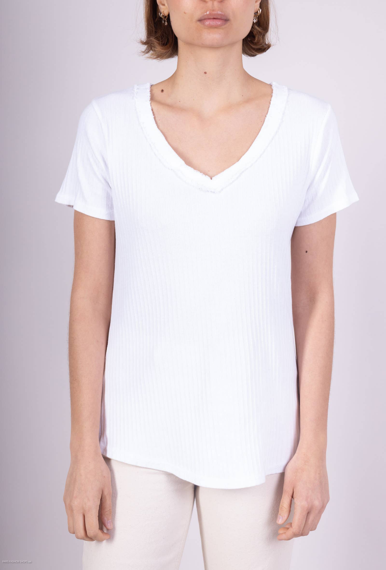 L'Emotion - Wholesale T-Shirt - Women's - Pleated V-Neck Cotton T-Shirt4