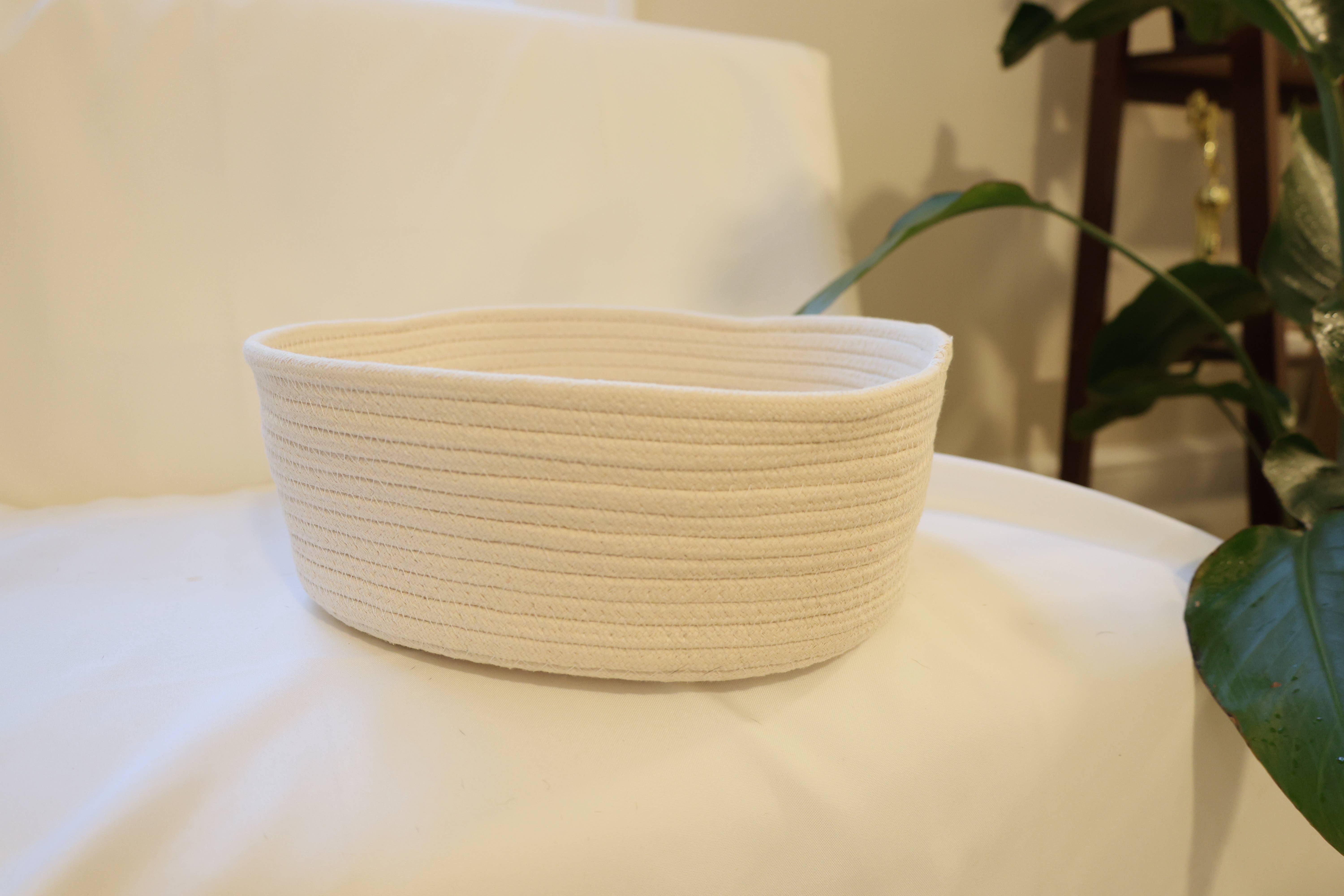 Monli Handcrafted Pet Toys - Wholesale Basket - Handmade Sustainable Natural White Cotton Rope Basket