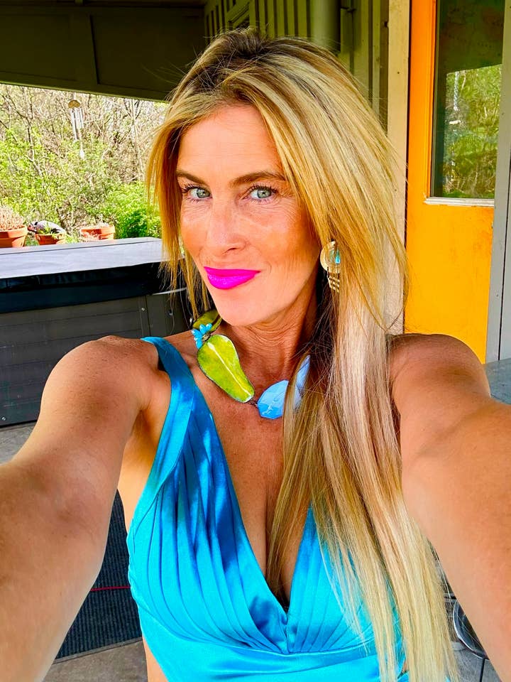 NY!!! Typ av blått lövhalsband för wholesale av Michelle DaRin Jewelry