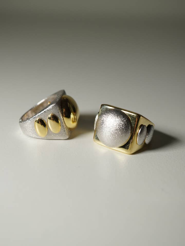 Bague Planet pour la vente par Jewelarin