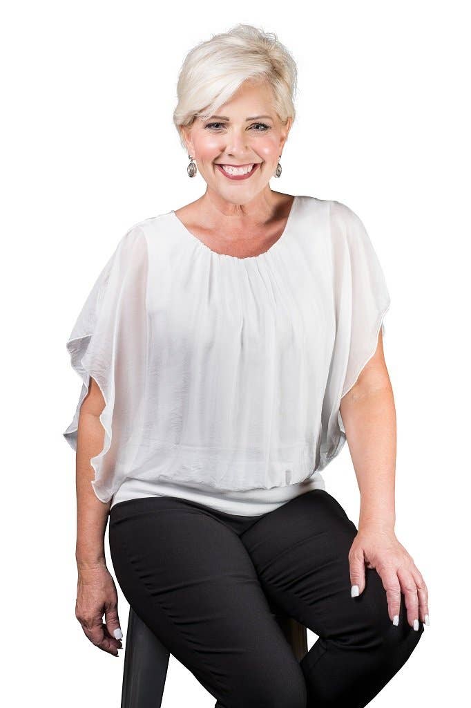 TINA Stephens Italy/Tees By Tina – Engroshandel Bluse - Dame – Aurora Flutter Fly Sleeve Silke Top m/Band Bund (BSS202)30