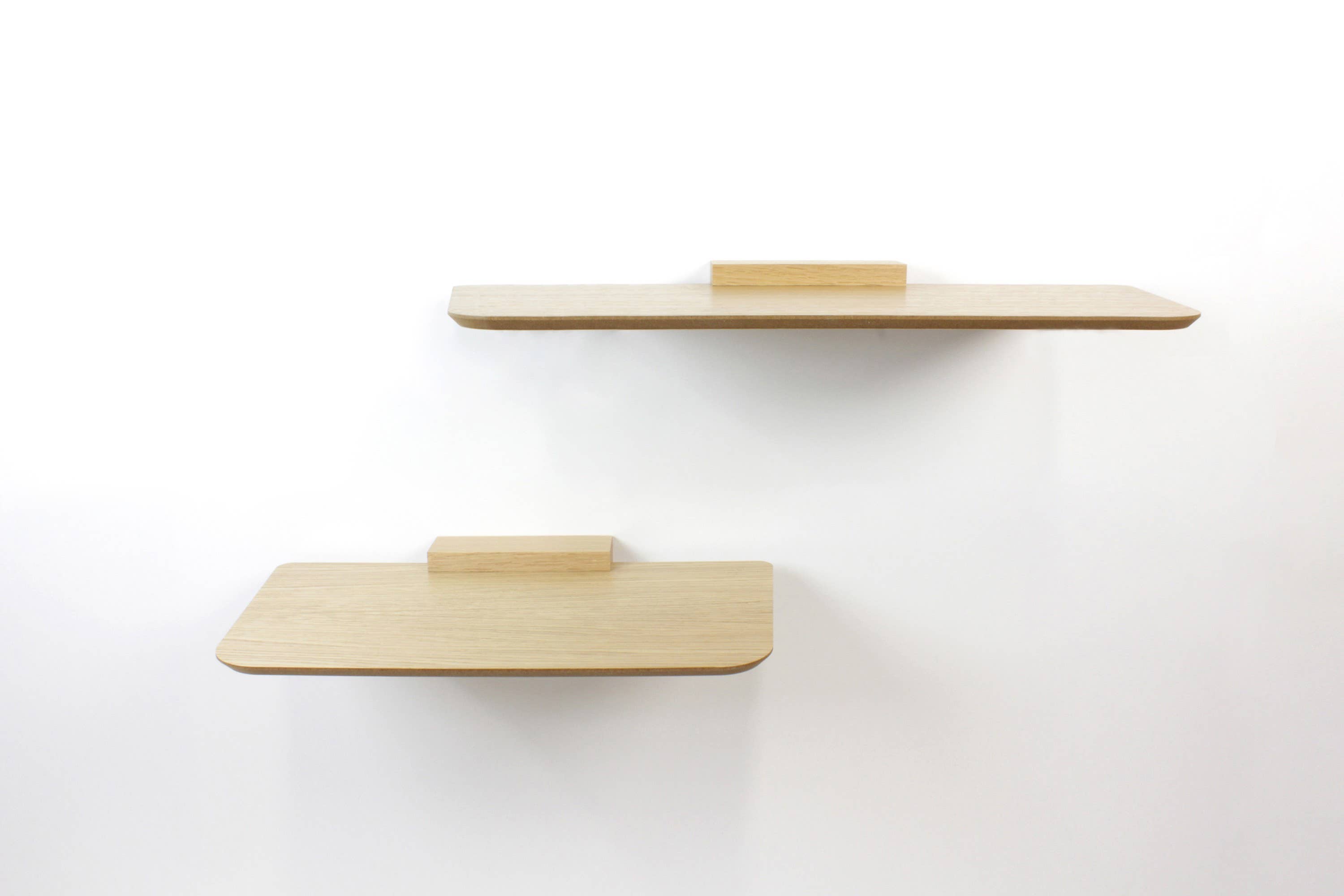 Reine Mère – wholesale Wall-mounted shelf – Oak wood shelf - Aileron S (made in France)1