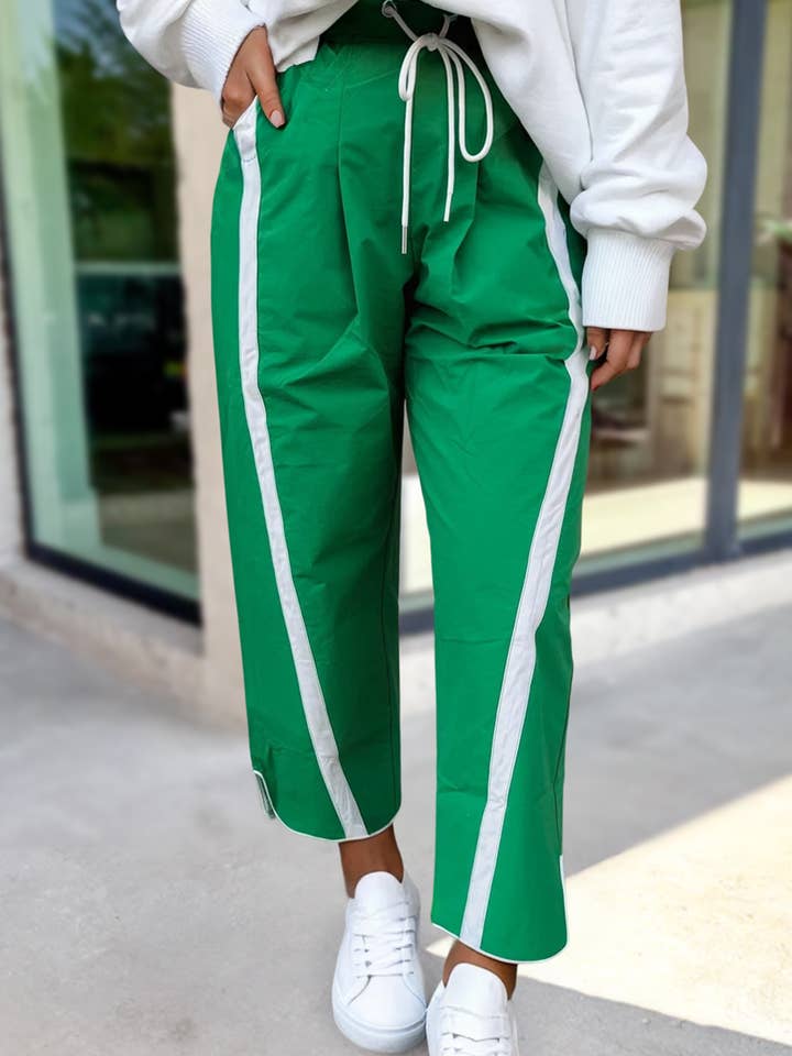 Stripe Smocked Waist Drawstring S/S 26 Cropped Pants | S-XL for wholesale by Aapparella